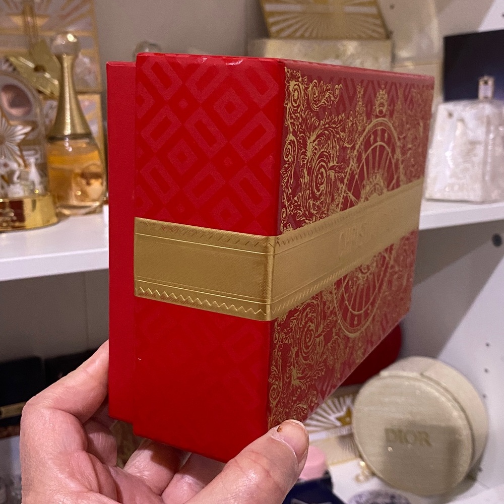 Christian Dior Red Lunar New Year 🧧 gift box - Picture 6 of 8